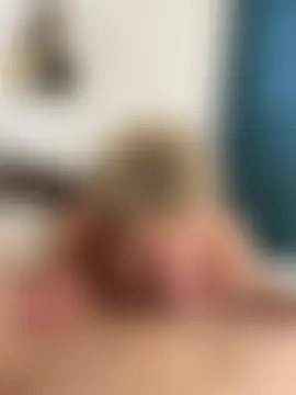 MrMrsRight's Live Sex Cam Show