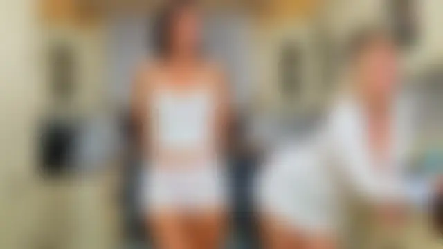 TUNDEROSE1's Webcam Show