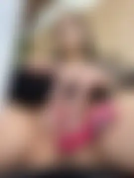 Lina_Away's Live Sex Cam Show