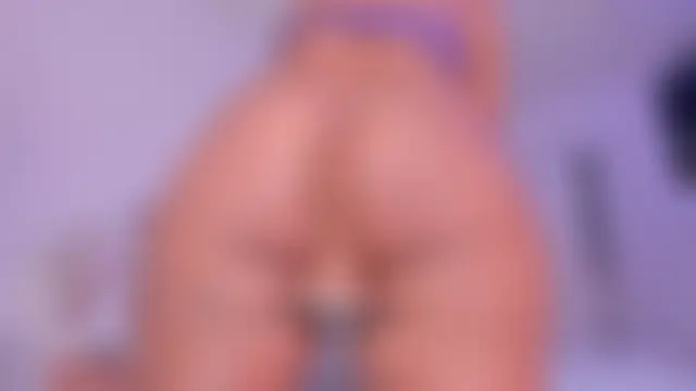 mia_hank's Webcam Show