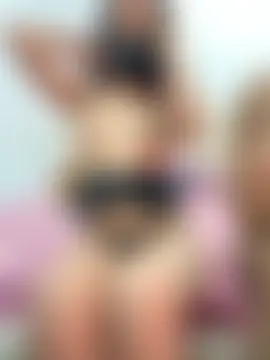 Horny_pratiksha's Webcam Show