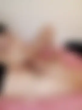 Aleioji10's Live Sex Cam Show