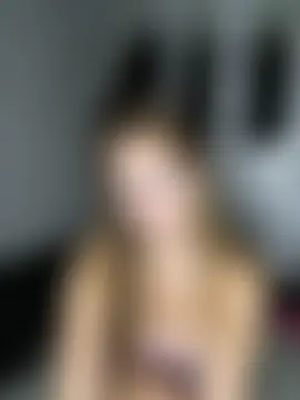 MissAroraaaxo's Live Sex Cam Show