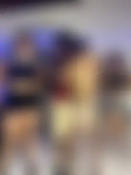 royalgirls_x's Webcam Show