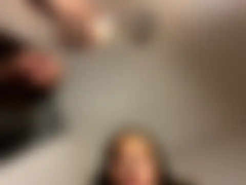 Jadeybabyy25's Live Sex Cam Show