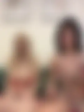 AnikaBest's Live Sex Cam Show