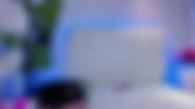 Littlepearl23's Live Sex Cam Show