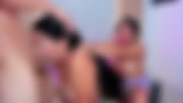 Fkn_dream18's Webcam Show