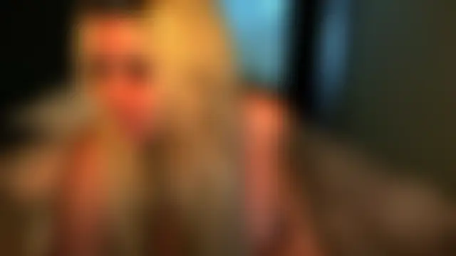 TiaDoll's Live Sex Cam Show