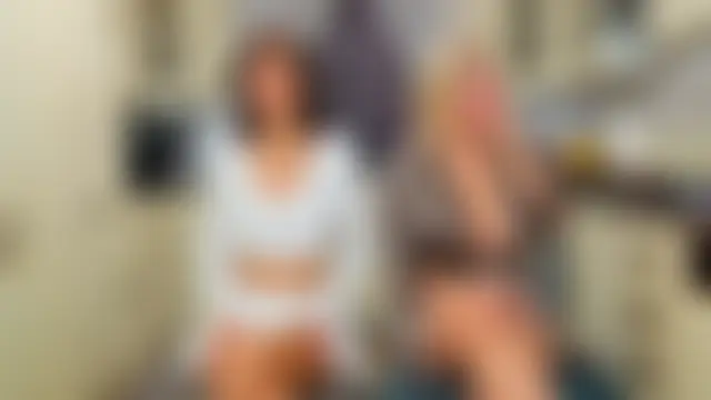 TUNDEROSE1's Live Sex Cam Show