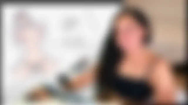 WinnieRin's Webcam Show