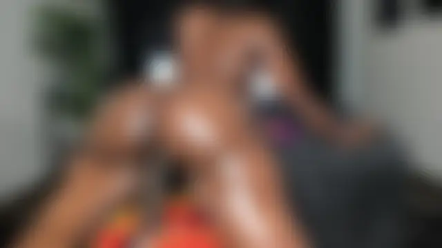 naughty_bigass' Webcam Show