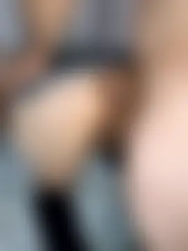 Lixxi_hotass' Live Sex Cam Show