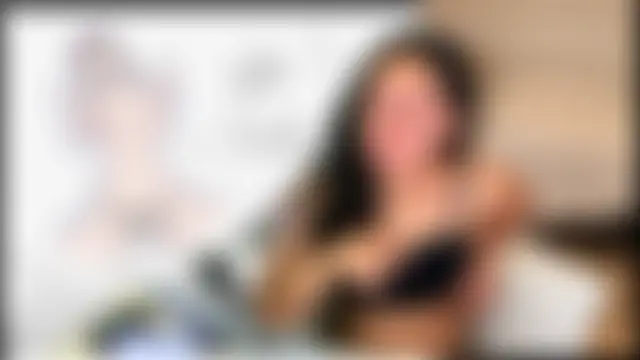 WinnieRin's Webcam Show