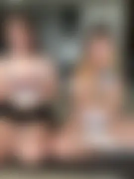 Nura_n_Sarah's Webcam Show