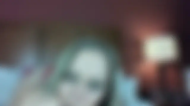 nikkibae33's Webcam Show