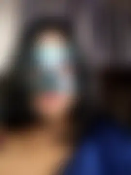 Queenniaa's Live Sex Cam Show