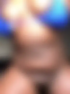 WomanNextdoor1's Webcam Show