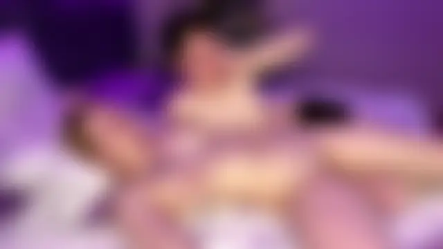 julielourens' Live Sex Cam Show