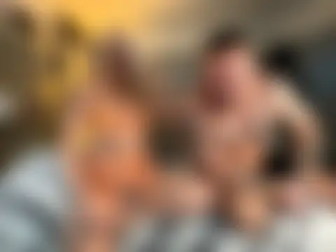 tinkerbellsquirts' Live Sex Cam Show