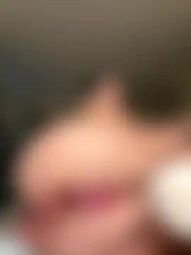 yourlilsecreet's Webcam Show