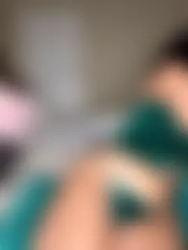 Kiki_hammyy's Webcam Show