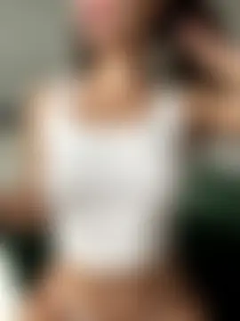 tina1your1's Webcam Show