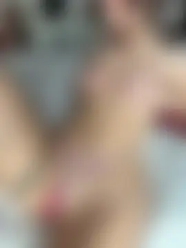 RubyLunaa's Live Sex Cam Show