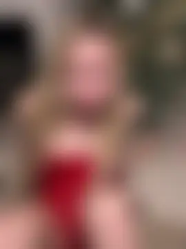 SexySaraxxoo's Live Sex Cam Show