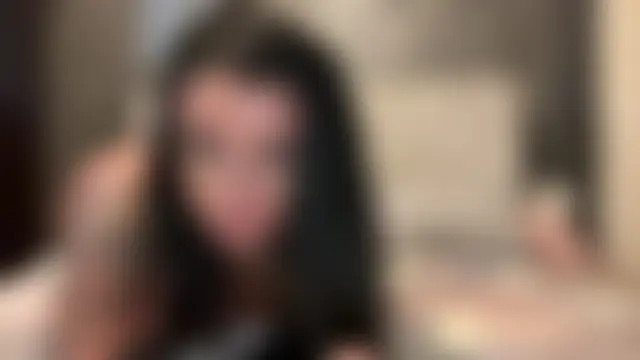 LucyLuxee19's Live Sex Cam Show