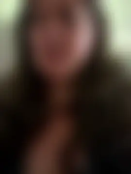 emma_tour's Webcam Show