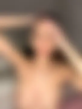 ilariea_girl's Live Sex Cam Show