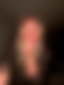 naughtychelseaxox's Live Sex Cam Show