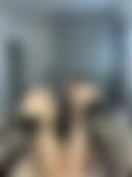 CurlyLara's Live Sex Cam Show