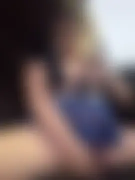 Milf-N-Kookies' Webcam Show