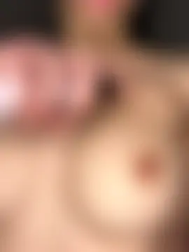 ilariea_girl's Live Sex Cam Show