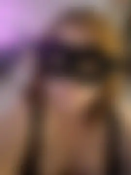 MistressLo's Live Sex Cam Show