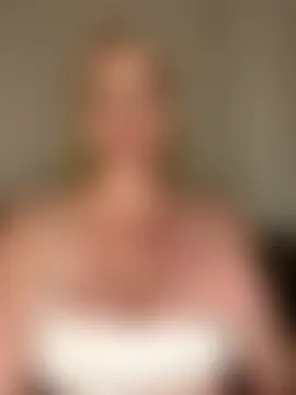 BootyQueenApril's Live Sex Cam Show