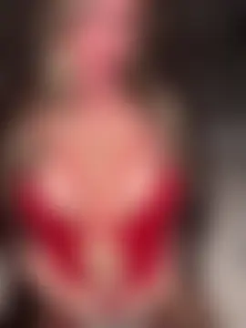 naughtychelseaxox's Live Sex Cam Show