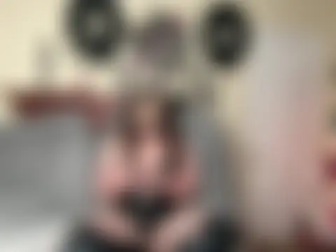 ANNIEandHUNNIE's Live Sex Cam Show