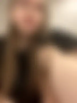 HornyGirlH's Webcam Show