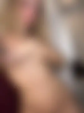 SweetBunnyGF's Webcam Show