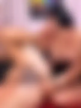 Suyin_squirt22's Webcam Show