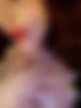 CurlyElisa's Live Sex Cam Show