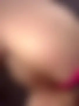 HugeBoobsAlice's Webcam Show