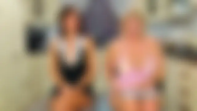 TUNDEROSE1's Live Sex Cam Show