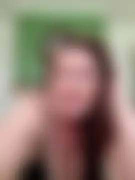 RosieMilff's Live Sex Cam Show