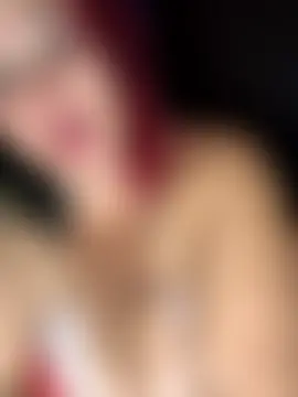 Courdles' Live Sex Cam Show