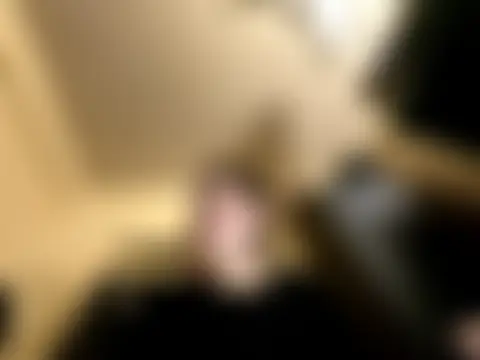 Snowbunnycake_131's Webcam Show