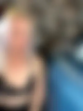 lilietseb02's Live Sex Cam Show